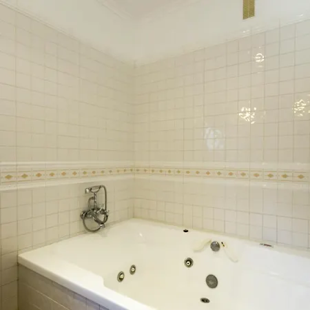 In With Private Pool *